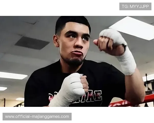 埃斯皮诺萨成为羽量级新壁垒，喊话井上尚弥升级挑战